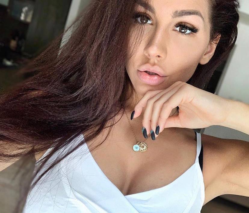 Sarışın Ümraniye Escort Firdevs’in İçinde Patlayın